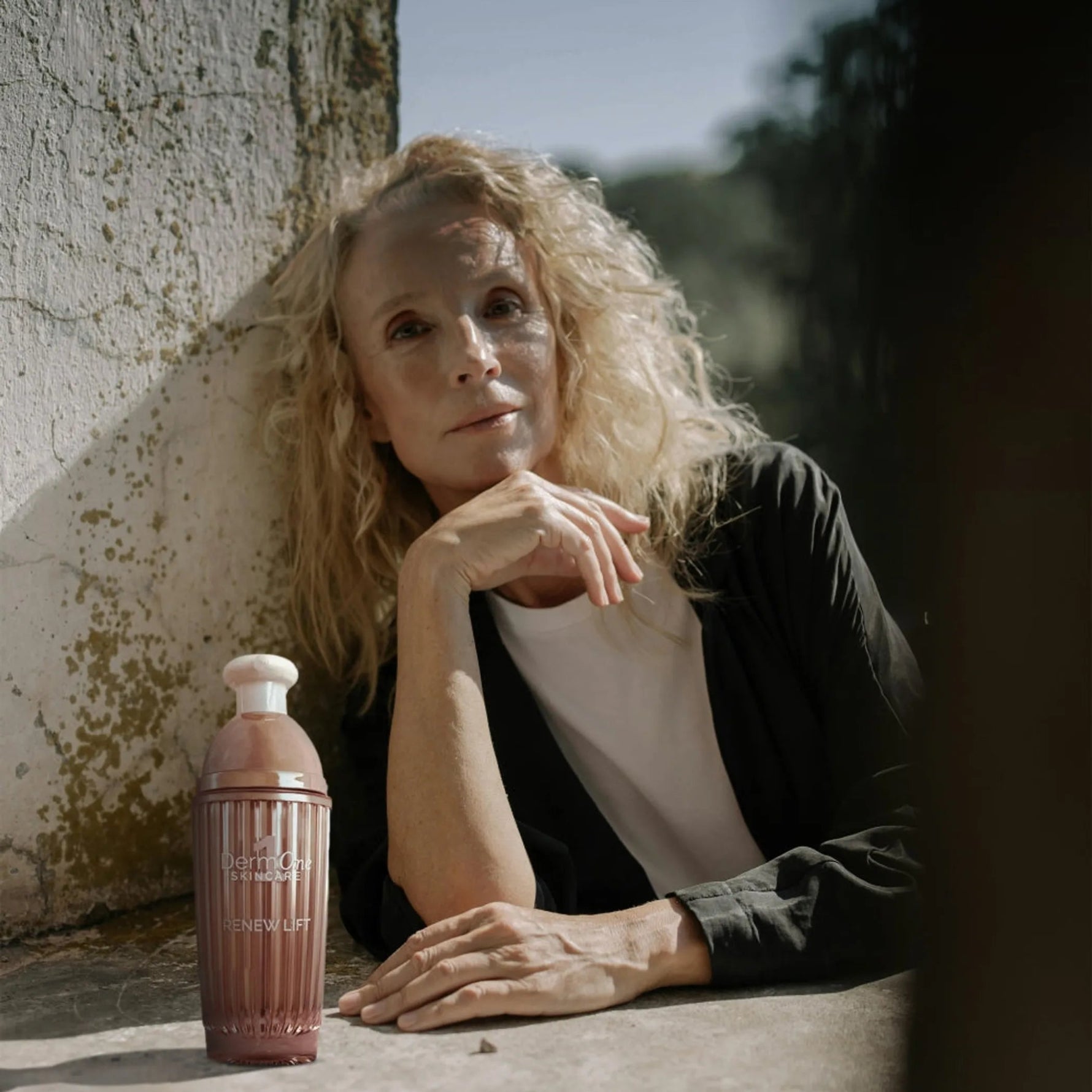 Derm 1 Renew Lift Instant Wrinkle and Bag Eraser with Peptides 0.5 fl oz - AMAZON FACTORY