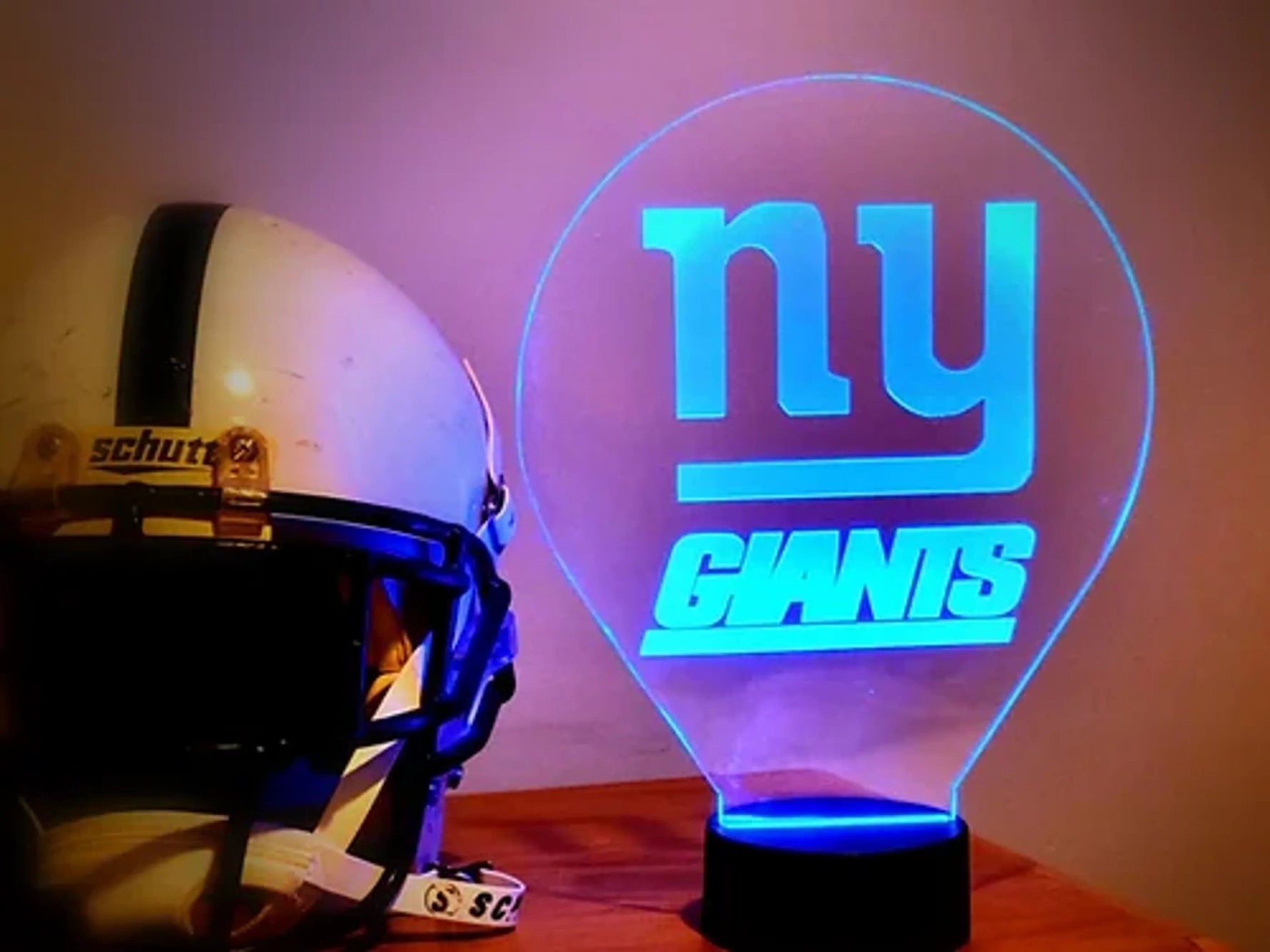 NY Giants Logo (simulated) - AMAZON FACTORY