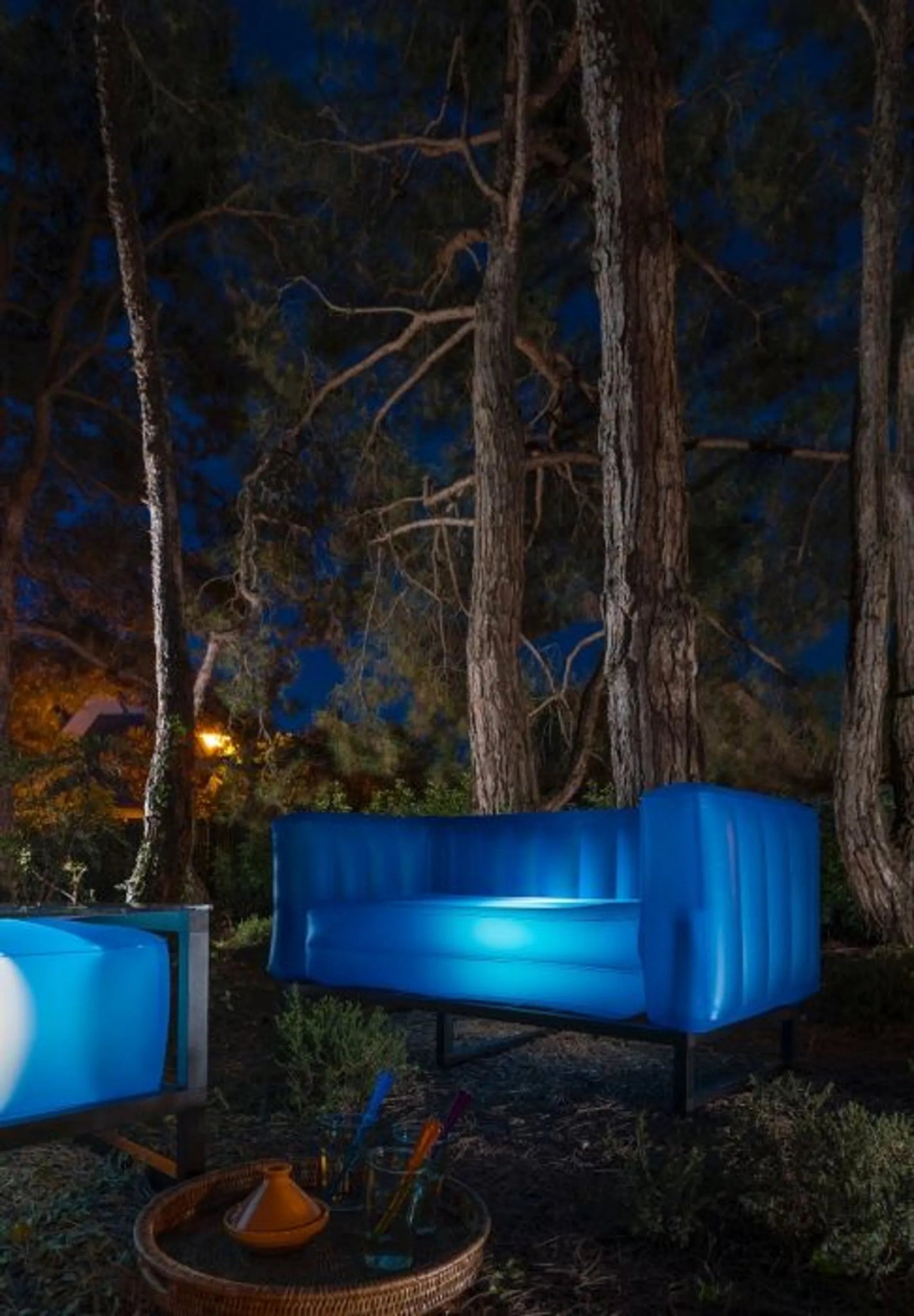 YOMI SOFA EKO WITH LIGHTING ALUMINIUM Frame - AMAZON FACTORY